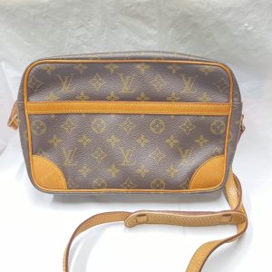 ルイヴィトン トロカデロ 27 モノグラム Louis Vuitton