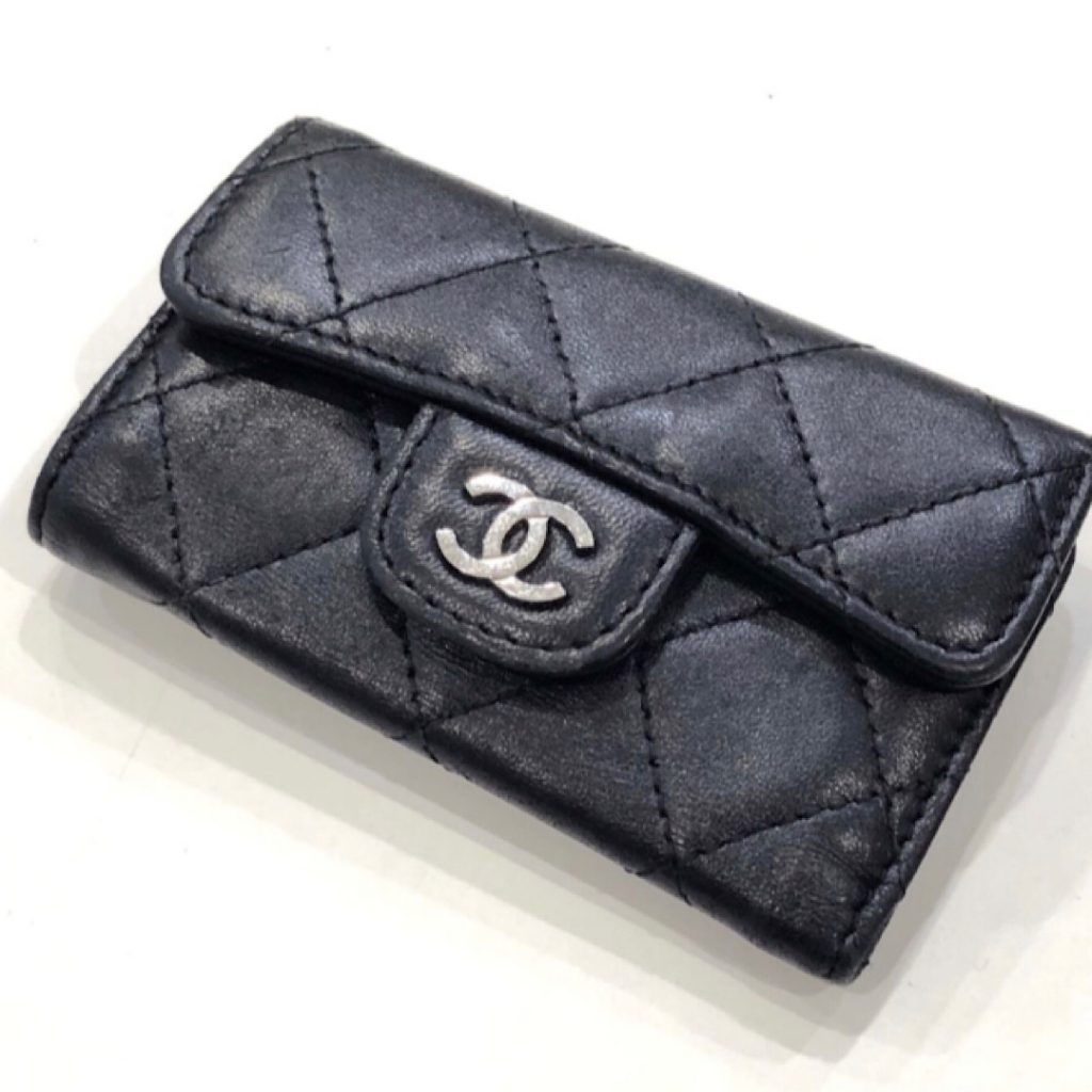 CHANEL シャネル マトラッセ ラムスキン クラシック フリップ キーケース