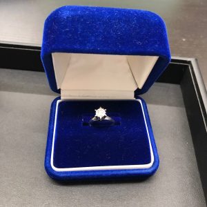 pt900 ダイヤモンドリング