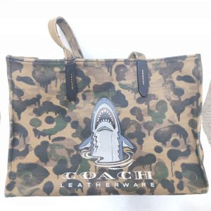 COACH コーチ シャーク バッグ 24713