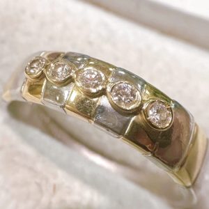 K18(18金)/Pt900(プラチナ900) コンビ メレダイヤリング