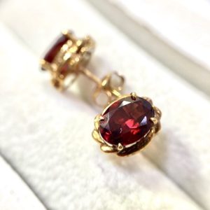 K18 18金 ガーネット ピアス アクセサリー