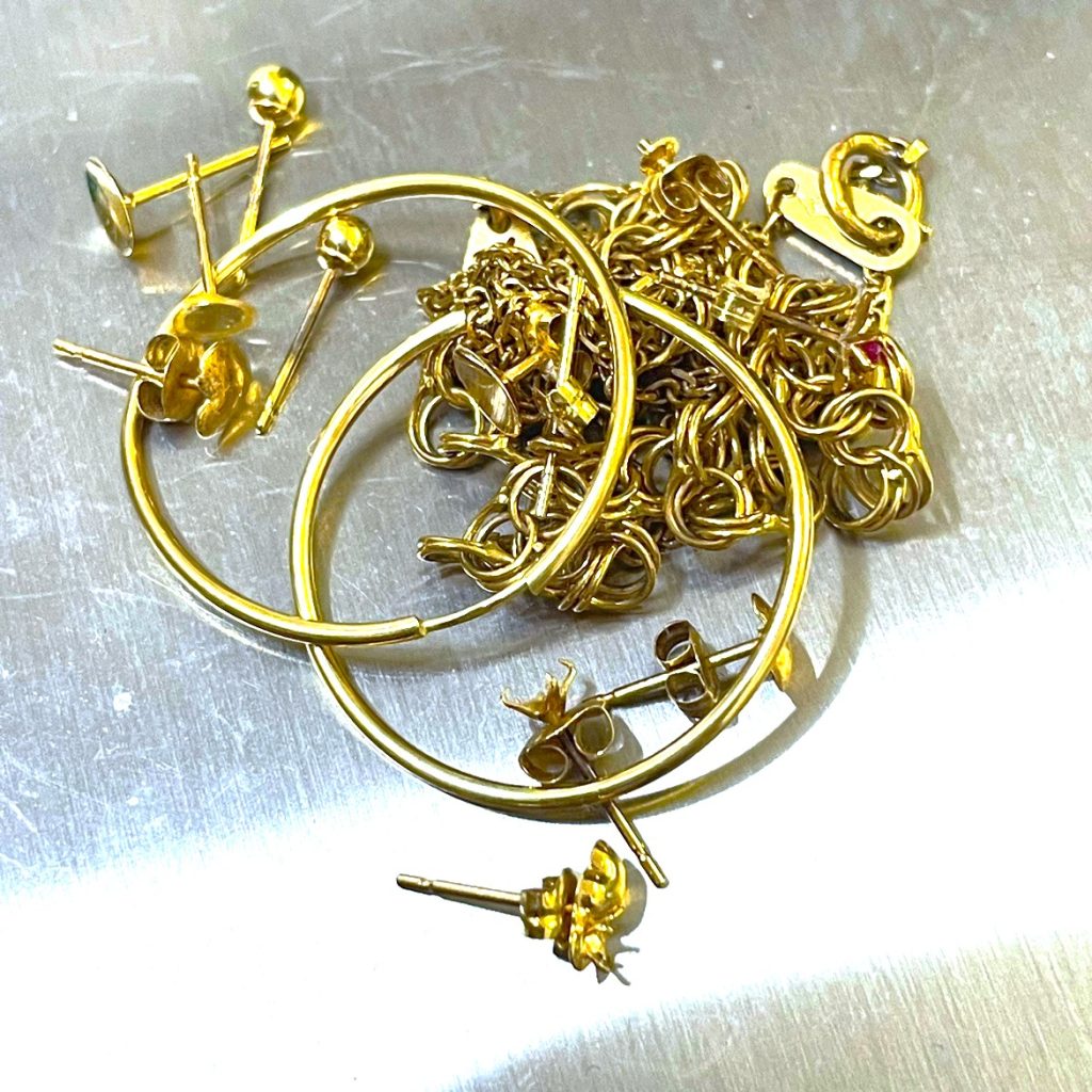 K18 貴金属 まとめ ネックレス ピアス リング アクセサリー 18金の買取 
