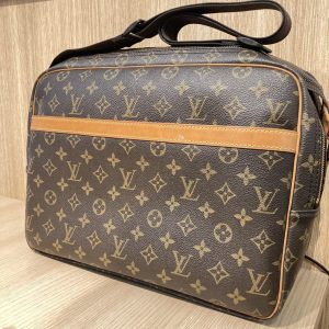 Louis Vuitton ルイヴィトン モノグラム リポーターGM M45252