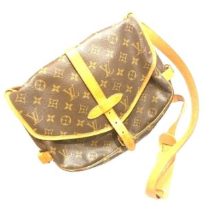 Louis Vuitton モノグラム ソミュール
