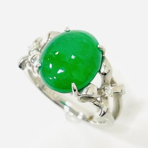 Pt900 翡翠7.6ct＆メレダイヤ0.1ct付きリング