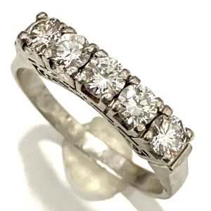 Pt900 １ctダイヤモンドリング