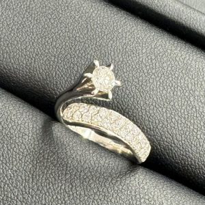 Pt900 ダイヤ付 リング