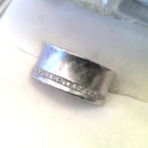 K18WG メレダイヤリング