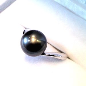 K18WG 黒蝶真珠リング