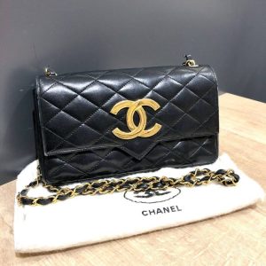 CHANEL シャネル プッシュロック チェーンショルダー