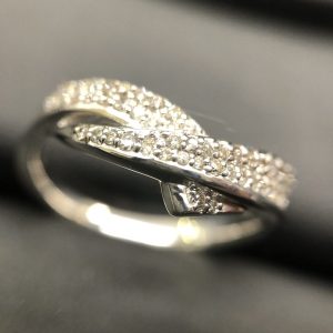 K18WG　メレダイヤ付きリング