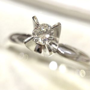 Pt900(プラチナ900) メレダイヤ リング