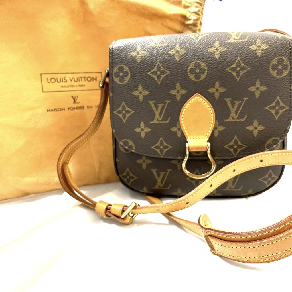 LOUIS VUITTON ルイヴィトン モノグラム サンクルー クロスボディの  