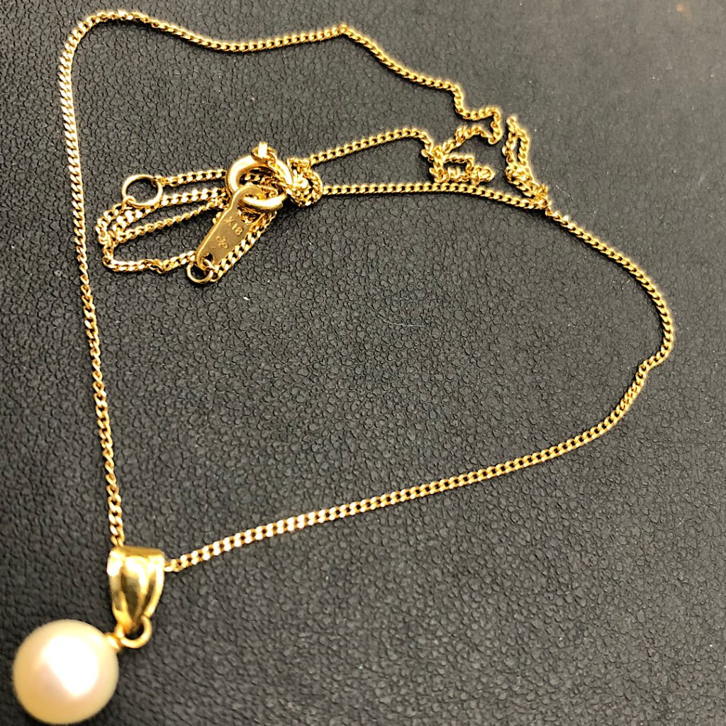 K18 真珠付きネックレス