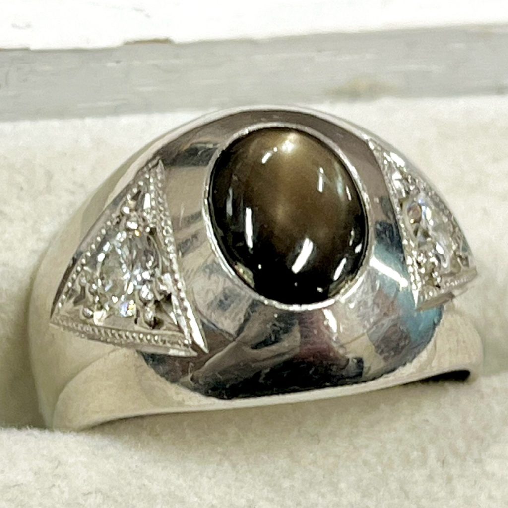 プラチナ　リング　指輪　ダイヤモンド
