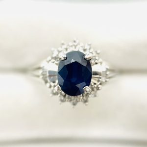 Pt900 サファイア1.75ct付き リング