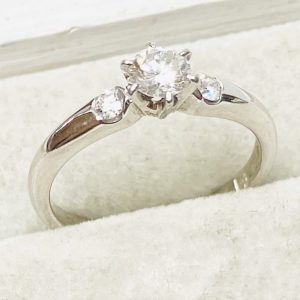 Pt900 ダイヤ リング