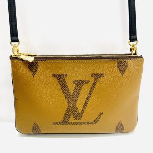 LOUIS VUITTON ルイ・ヴィトン モノグラム ジャイアント リバース ポシェット ドゥーブル