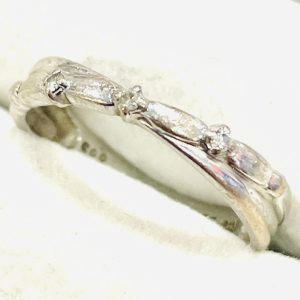 K18WG リング メレダイヤ付 0.03ct