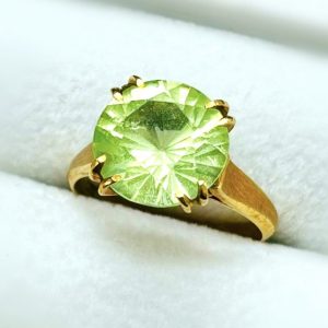 K18 ペリドット リング