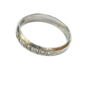 K18WG メレダイヤ付きリング