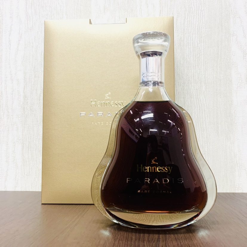 ヘネシーパラディHennessy PARADIS 700ml 箱付