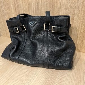 PRADA プラダ ショルダーバッグ ブラック