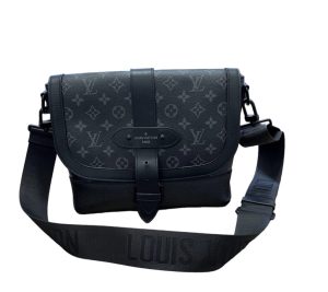 LOUIS VUITTON (モノグラム エクリプス ソミュール メッセンジャー) ショルダーバッグ