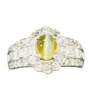 Pt900(プラチナ900) クリソベリルキャッツアイ＆メレダイヤ付 リング