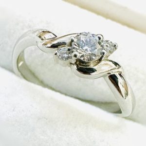 Pt900 ダイヤモンド リング