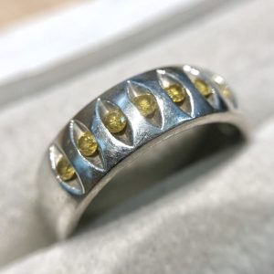 Pt900 イエローダイヤモンド メレダイヤ プラチナリング