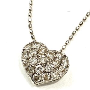 Pt900　プラチナ ハートモチーフネックレス