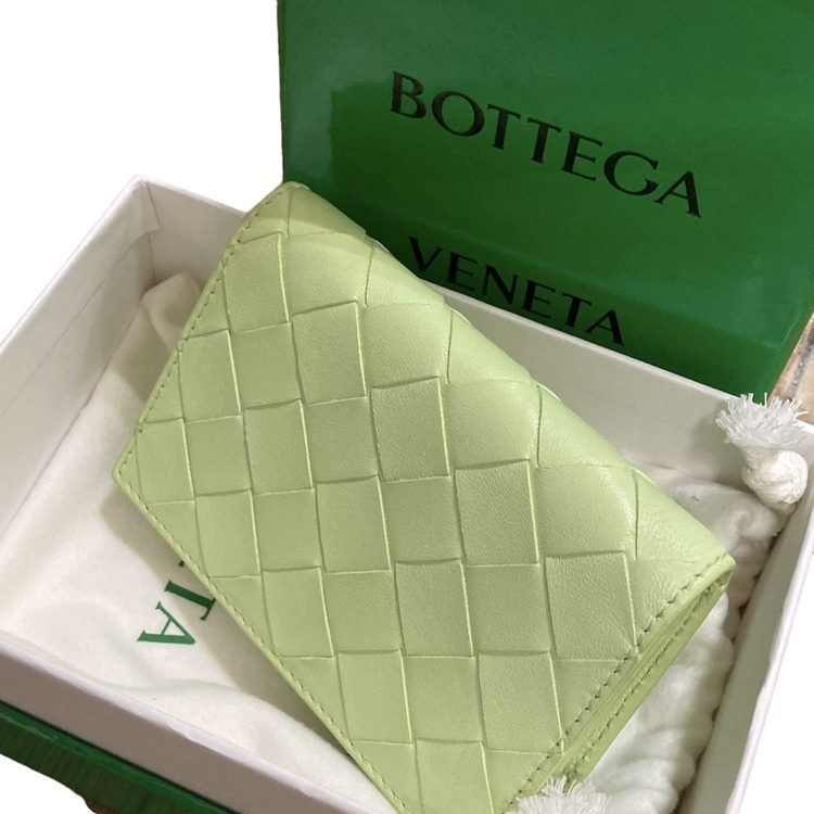 Bottega Veneta(ボッテガヴェネタ) カードケース