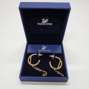 スワロフスキー ピアス アクセサリー