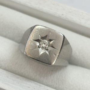 Pt900 プラチナ ダイヤ付き 印台 リング