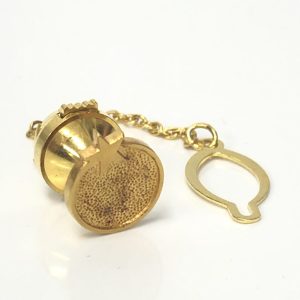 ラペルピン K18｜前橋市石倉町