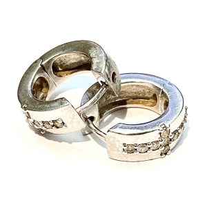 K14WG メレダイヤ付きピアス