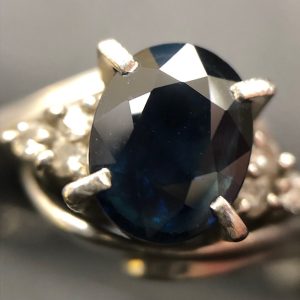 pt850メレダイヤ付きサファイアリング
