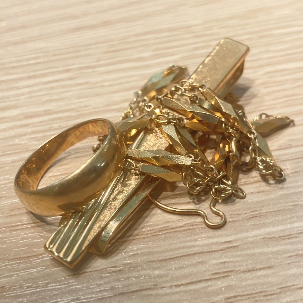 K18 ネックレス リング タイピン まとめ 金 地金 750刻印の買取実績 