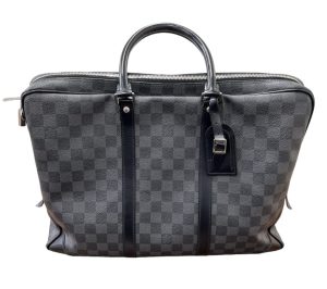 LOUIS VUITTON ルイ・ヴィトン ダミエ・グラフィット ポルトドキュマン ヴォワヤージュ