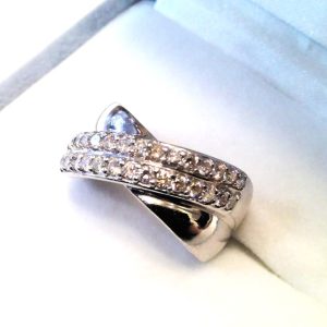 Pt900 メレダイヤリング