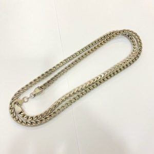 シルバーネックレス