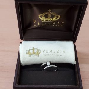 ダイヤ プラチナ リング ジュエリー