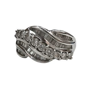 ダイヤモンドリング Pt850