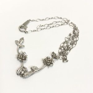 K18WG ネックレス