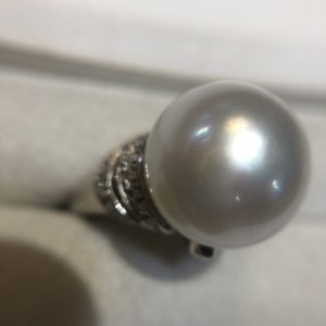 Pt900 パール9ct&メレダイヤ0.02ct付きリング