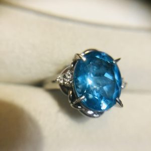 Pt900 アクアマリン6ct リング