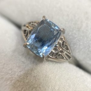 K14WG アクアマリン リング 14金 585