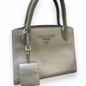 PRADA プラダ サフィアーノ モノクローム シルバー レザー ハンドバッグ